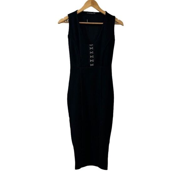 Pretty Little Thing Dress Shape Black Crepe Eyelet Detail Midi Size 2 Women PLT - Picture 2 of 11